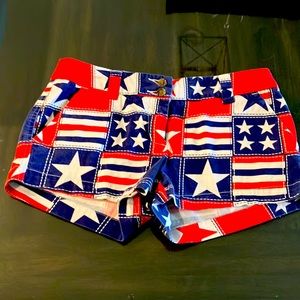 Loudmouth gently used patriotic July 4 red white blue golf shorts ladies size 2